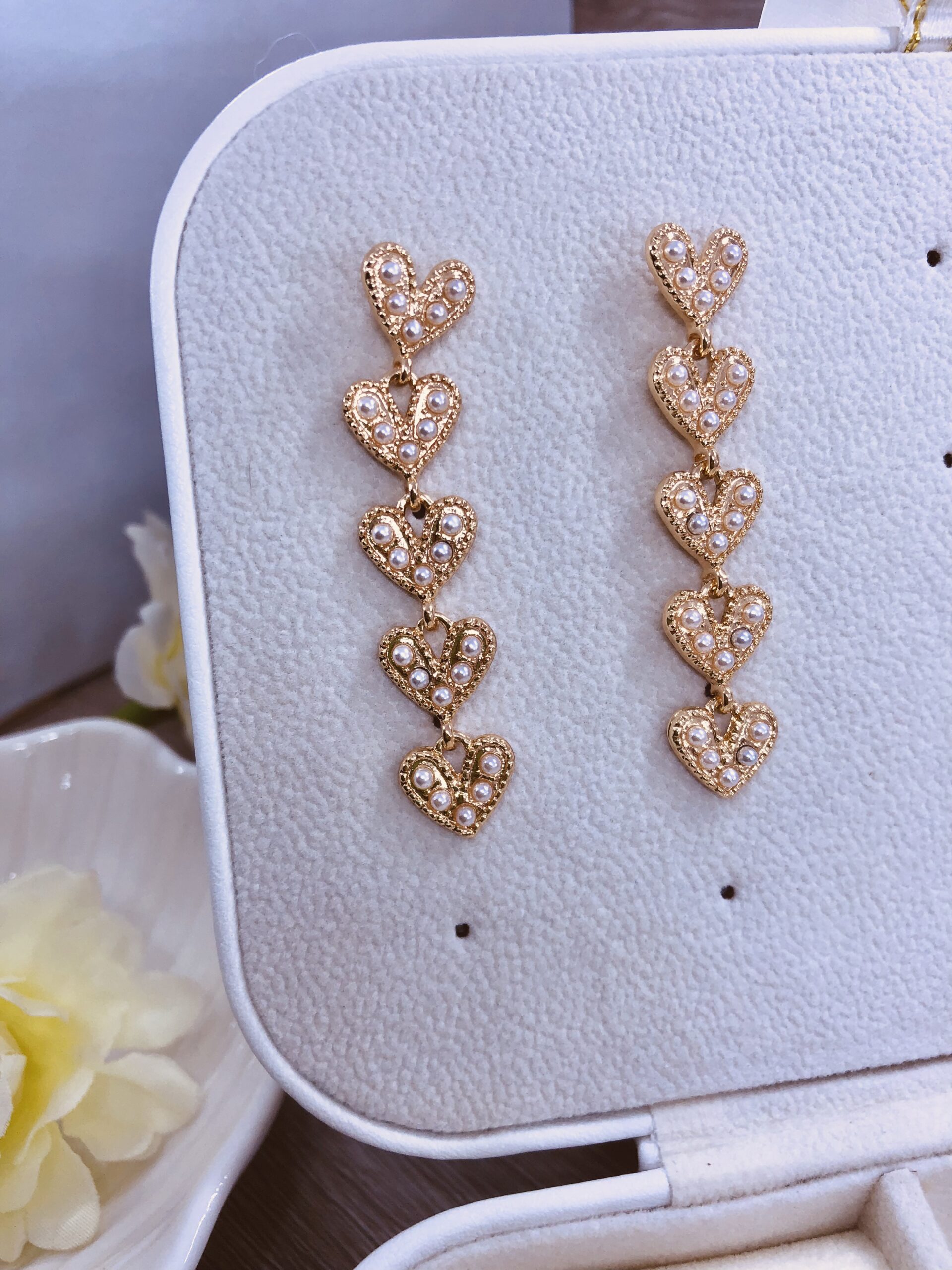 arete tira de corazones