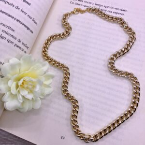 Cadena Dorada Eslabones Gruesos