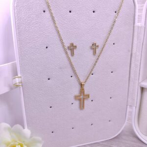 Set Cruz: collar con topos