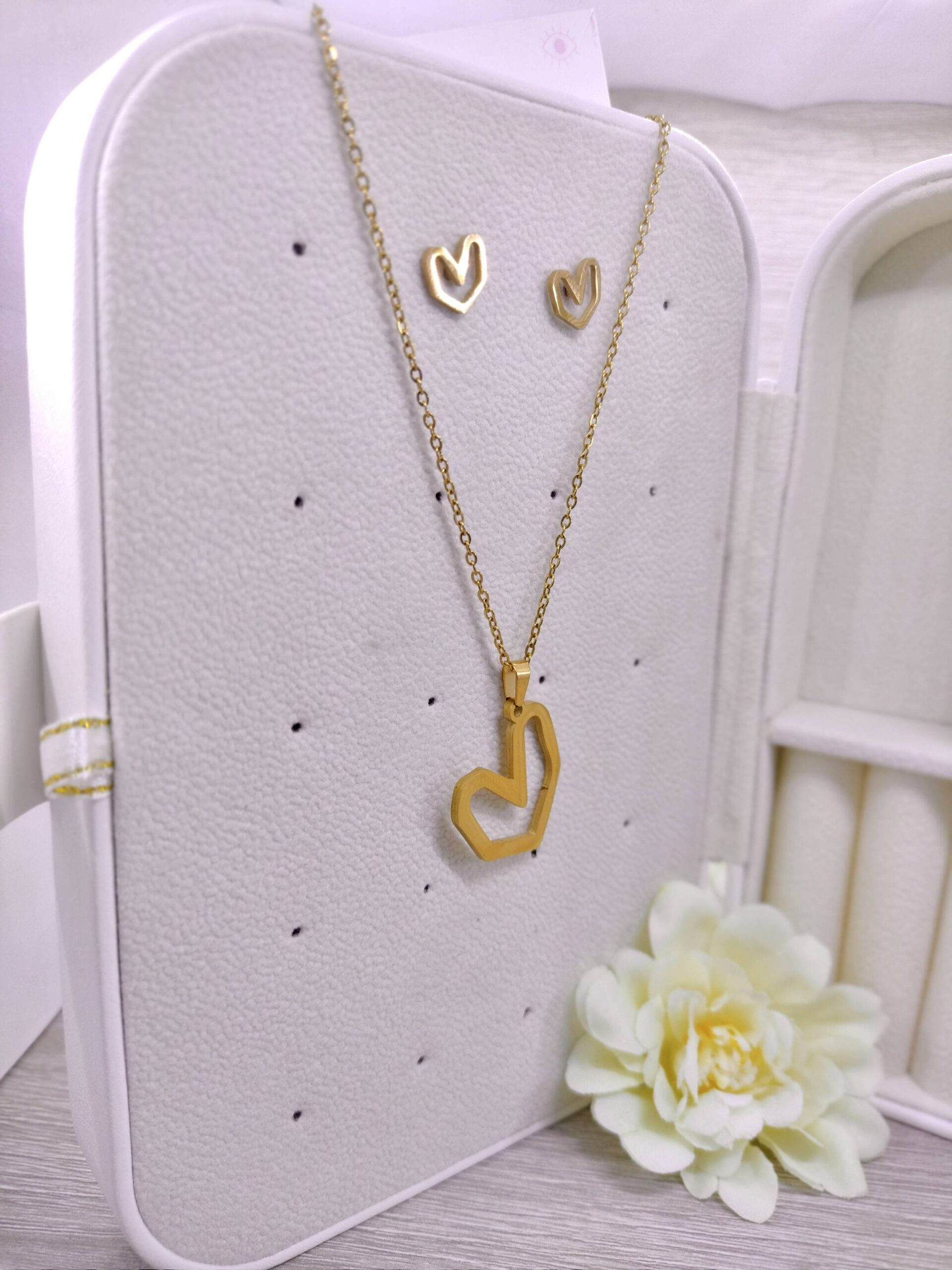 Set Coraz�n : collar con topos